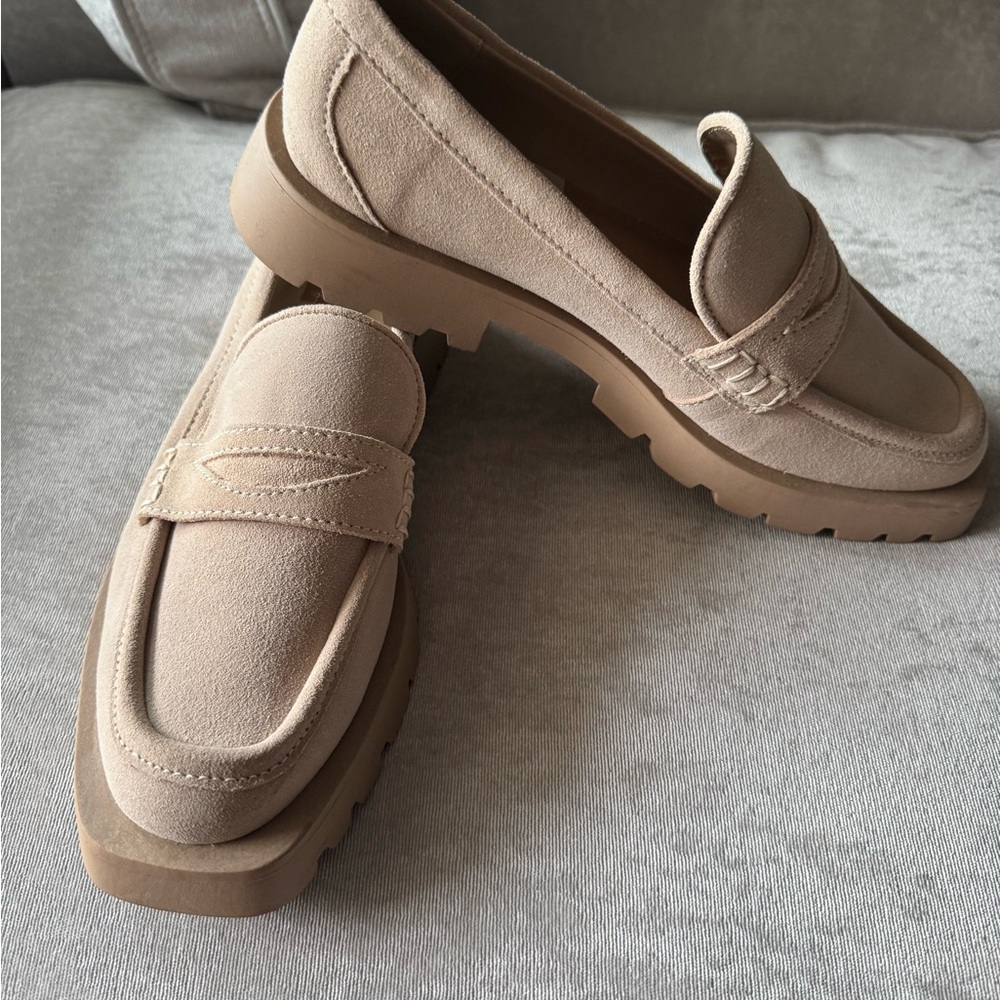 Women's Tan Loafers